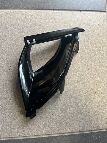 Kratka zderzaka przedniego lewa General Motors 42739817 cena, od 197,15 USD