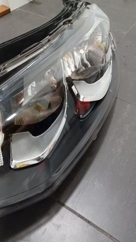 Reflektor lewy 9817298480 Peugeot/Citroen
