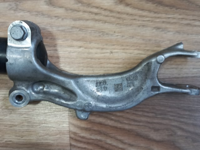 8W0413037 VAG 