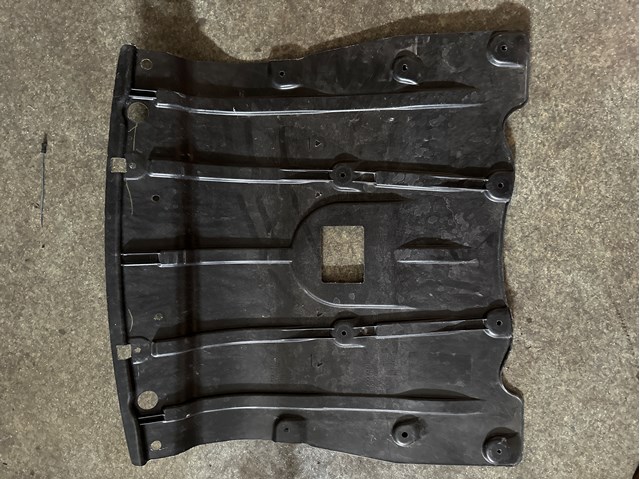 Osłona silnika, miski (przedziału silnika) BMW 51757468803 cena, od 58,84 USD