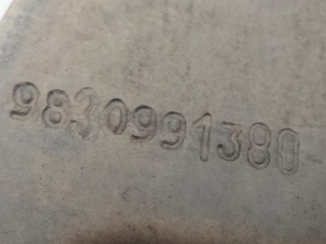 Osłona tarczy hamulcowej przedniej lewej 9806779580 Peugeot/Citroen