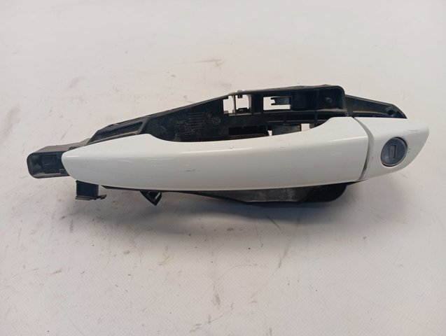 Do koszyka 9802977380 Fiat/Alfa/Lancia Pałąk zewnętrznej klamki drzwi tylnych lewych
