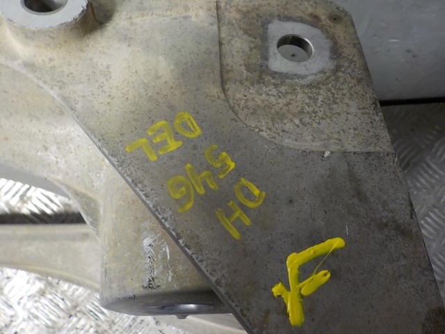  Korpus osi przedniej Lexus GS 