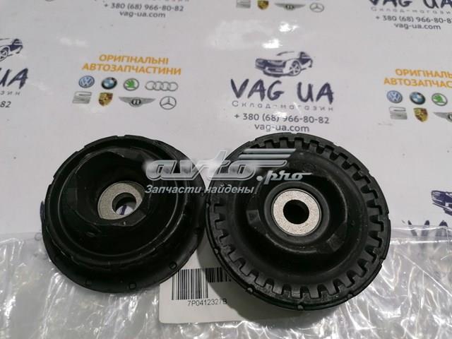 7P0412327B VAG Poduszka amortyzatora tylnego