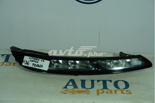 Reflektor do jazdy dziennej prawy 9800910680 Peugeot/Citroen