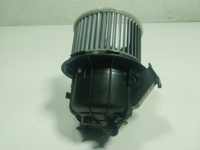 Silniczek wentylatora nagrzewnicy (ogrzewacza wnętrza) Peugeot/Citroen 9833380480 cena, od 143,02 USD