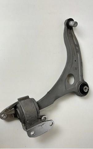 Wahacz zawieszenia przedniego dolny lewy Land Rover LR146038 cena, od 137,15 USD