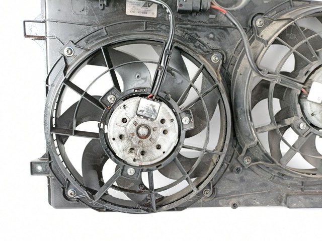 Dyfuzor chłodnicy 7M3121203 VAG