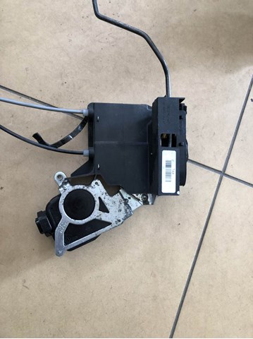  Zamek drzwi przednich lewych KIA Rio 2