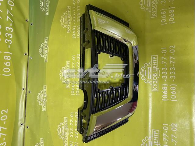623106FL0C Nissan/Infiniti Atrapa chłodnicy