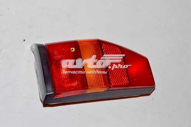 Do koszyka Lampa zespolona tylna lewa Volkswagen Polo II 86C