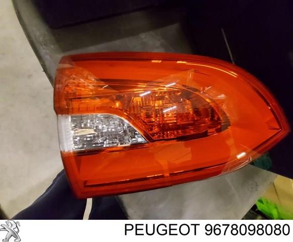 9678098080 Peugeot/Citroen Lampa zespolona tylna lewa wewnętrzna