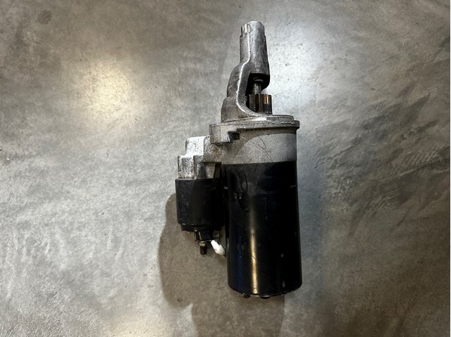 059911023 VAG Rozrusznik