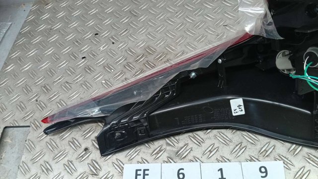 Do koszyka Lampa zespolona tylna lewa Mitsubishi Eclipse CROSS GK, GL