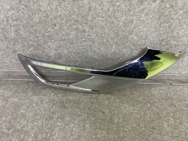 6407A274 Mitsubishi Listwa ochronna zderzaka przedniego prawa
