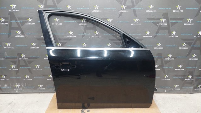 8K0831052J VAG Drzwi przednie prawe