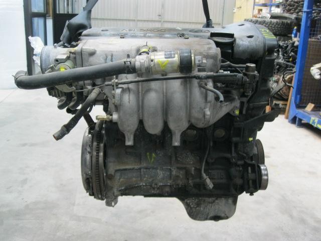  Silnik w komplecie Hyundai Coupe 1