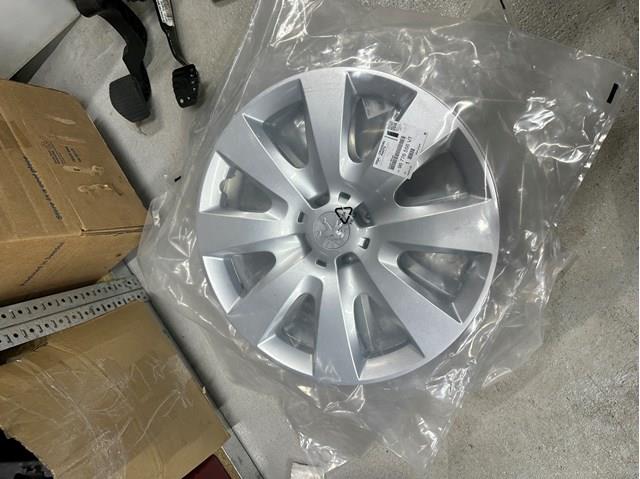  Kołpak do obręczy koła Peugeot 301 