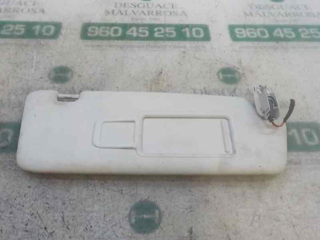 8K0857552P8S0 VAG Osłona przeciwsłoneczna