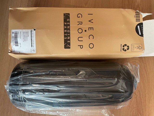 Filtr oleju 5801592275 Iveco