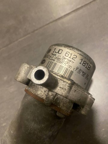 1J0612181B VAG Pompa podciśnienia