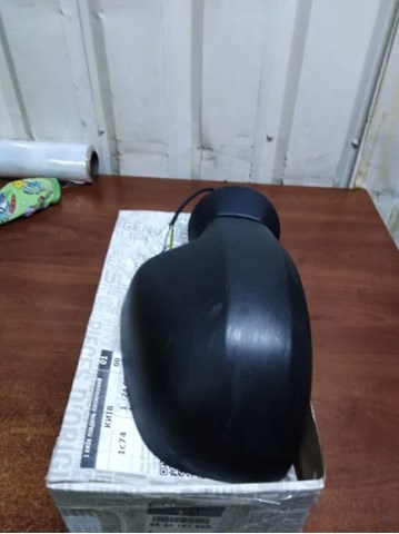 Lusterko wsteczne prawe Renault (RVI) 963018796R