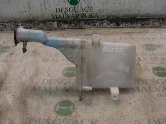 Zbiorniczek spryskiwacza szyb do Toyota Yaris  P10