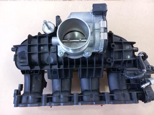 Kolektor ssący 06L133201FA VAG