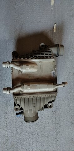 GX736K775AE Land Rover 