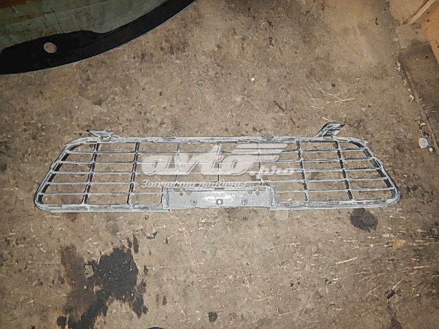 Kratka zderzaka przedniego środkowa 531120K120 Toyota