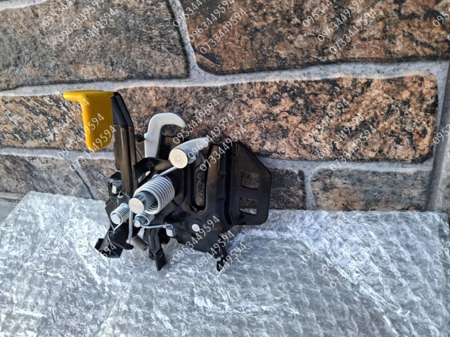 Do koszyka Zamek maski Ford Edge II CD539