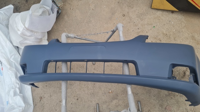 Zderzak przedni Signeda PCV04132BA cena, od 115,40 USD
