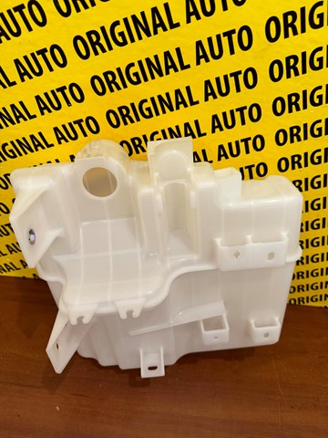 TK7867481 Mazda Zbiorniczek spryskiwacza szyb