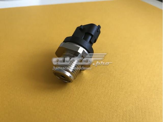 Regulator ciśnienia paliwa w listwie paliwowej General Motors 815539 cena, od 64,70 USD