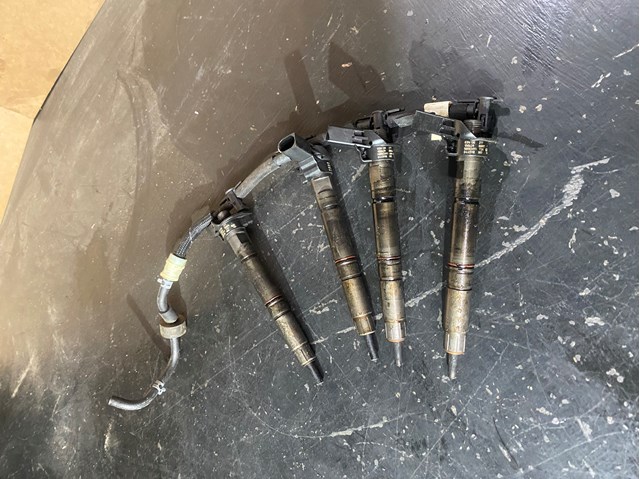 Rurka paliwa, zwrotna od wtryskiwaczy do Volkswagen Tiguan Allspace  BW2, BJ2