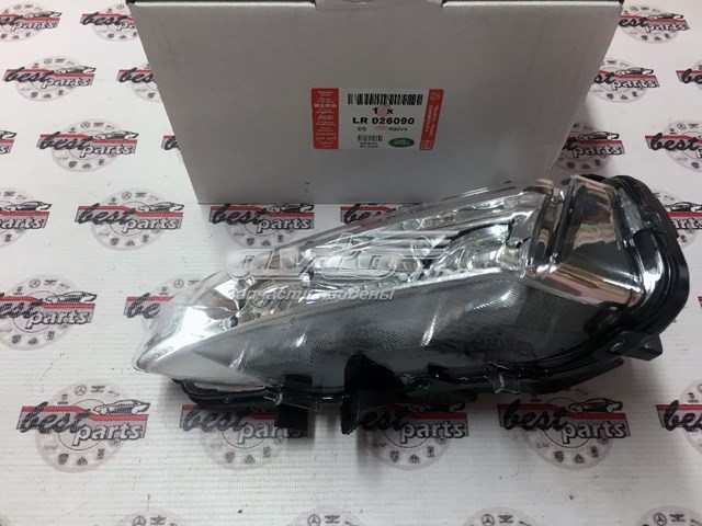 Lampa przeciwmgielna lewa LR026090 Land Rover