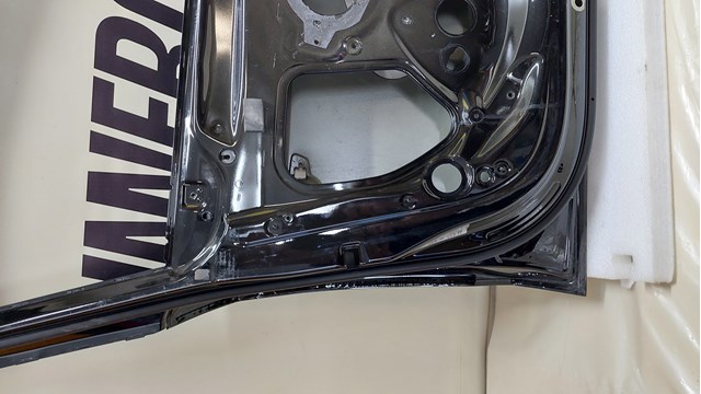 Drzwi przednie lewe 8V5831051B VAG