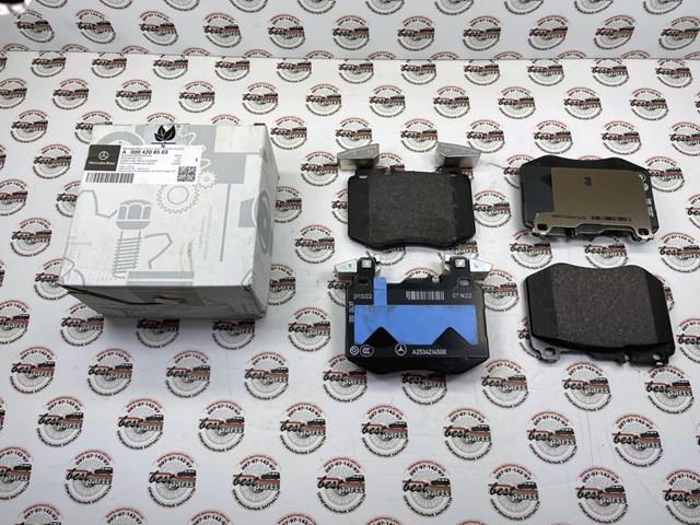 Klocki hamulcowe przednie tarczowe Mercedes A0004208503 cena, od 76,05 USD