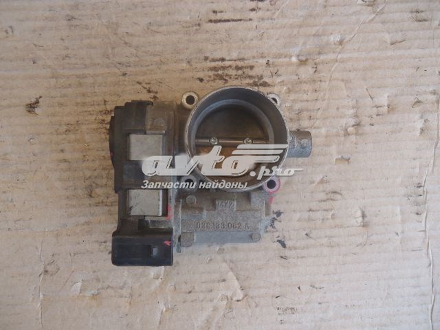 Przepustnica, komplet VAG 03C133062A