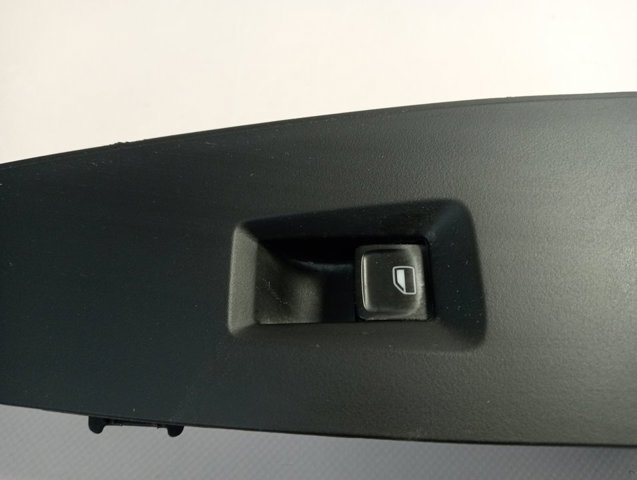 5G0959855 VAG Panel przyciskowy sterowania podnośnikiem szyby przedni prawy