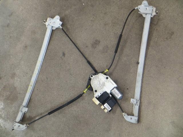 Do koszyka Mechanizm podnoszenia szyby drzwi przednich prawych Citroen C8  EA, EB