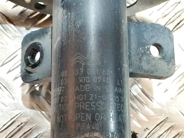 Amortyzator przedni 9833306180 Peugeot/Citroen