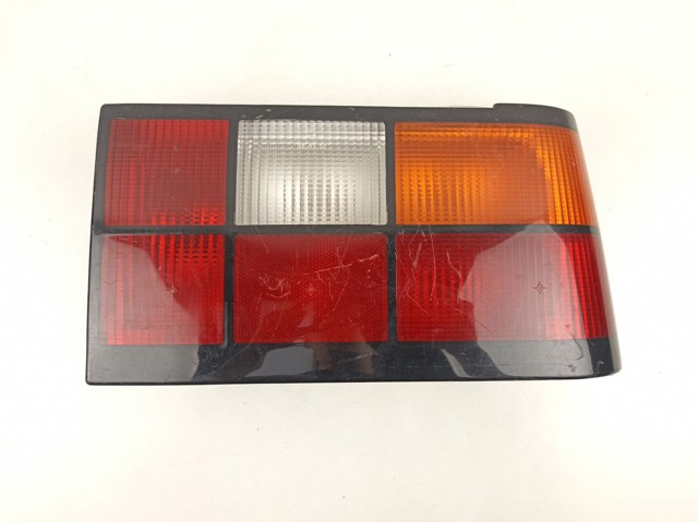  Lampa zespolona tylna prawa Volvo 460 