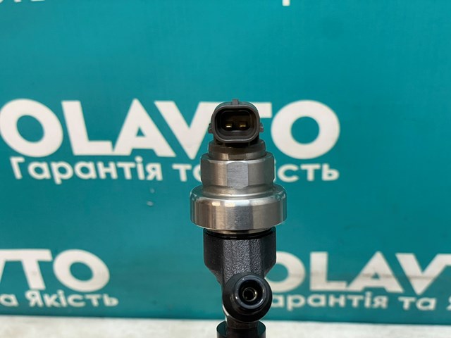 55567729 Opel Wtryskiwacz paliwa