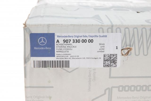 Do koszyka 9073300000 Mercedes Czop (zwrotnica) przedni lewy