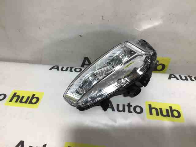 Do koszyka LR026089 Land Rover Lampa przeciwmgielna prawa