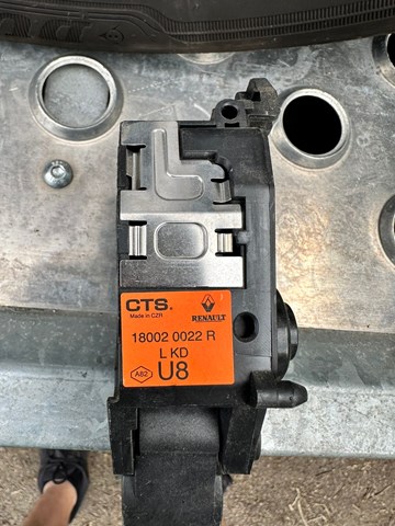Pedał przyspieszenia (gazu) do Renault Megane III KZ0, KZ1