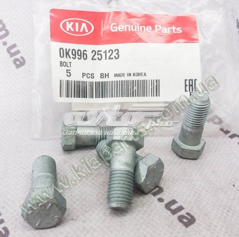 Szyba tylna do KIA Clarus  K9A