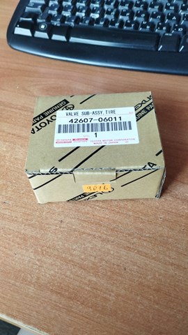 Czujnik ciśnienia w oponach 4260706011 Toyota