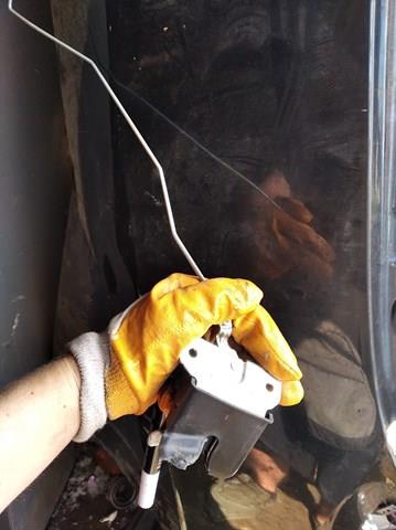 Do koszyka Zamek klapy bagażnika (3/5 drzwi tylnych) KIA Rio II JB